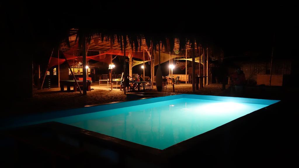 Hostel Psygon Surf Camp Máncora Zewnętrze zdjęcie