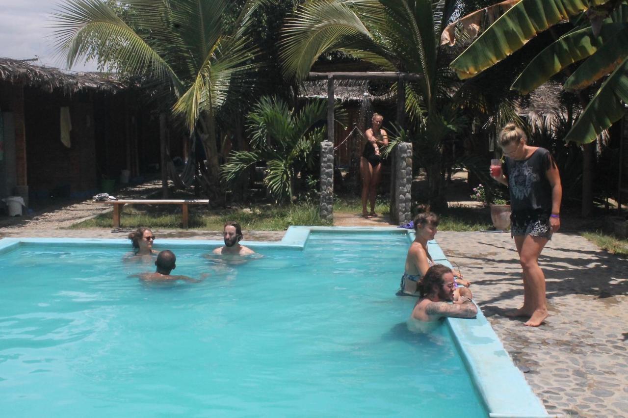 Hostel Psygon Surf Camp Máncora Zewnętrze zdjęcie